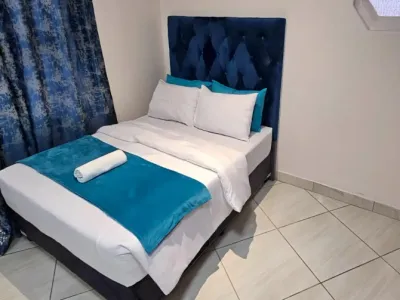 Search and Stay destination Cape Town, WC - South Africa from AU$ 108. Goshen Lodge Spencer - Standard Studio