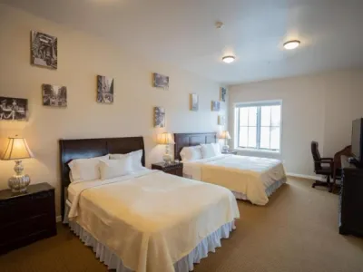 Search and Stay destination Amsterdam, NY - United States from AU$ 295. Amsterdam Castle NY - Deluxe Family Suite