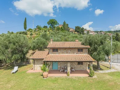 Search and Stay destination Provincia di Lucca, Toscana - Italy from AU$ 196. Il Pino