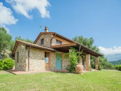 Search and Stay destination Provincia di Lucca, Toscana - Italy from AU$ 196. Il Pino