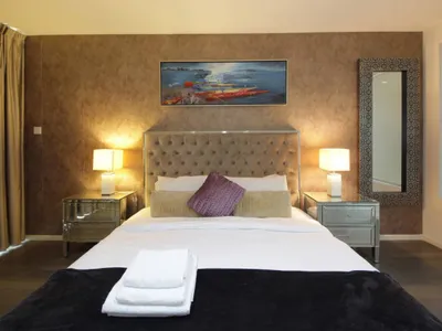 Search and Stay destination Al Jaddaf, Dubai - United Arab Emirates from AU$ 1,260. Silk Valley - Luxury 1 B R Lake View D1 Tower