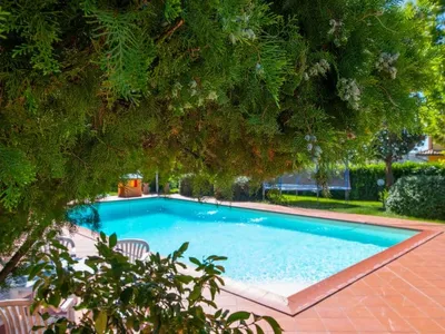 Search and Stay destination Perugia, Umbria - Italy from AU$ 409. Del Colle