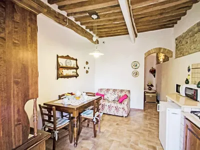 Search and Stay destination Chianni, Toscana - Italy from AU$ 260. I Capperi