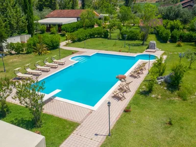Search and Stay destination Provincia di Salerno, Campania - Italy from AU$ 518. Tenuta Valente