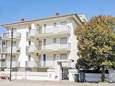 Search and Stay destination Licinella-Torre di Paestum, Campania - Italy from AU$ 124. Parco Tigli