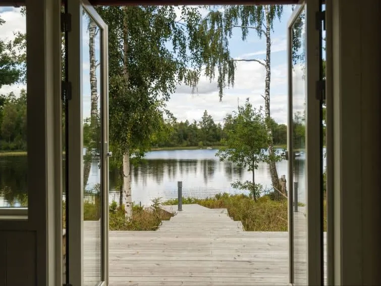 Search and Stay, undefined in undefined. Gallery position 4