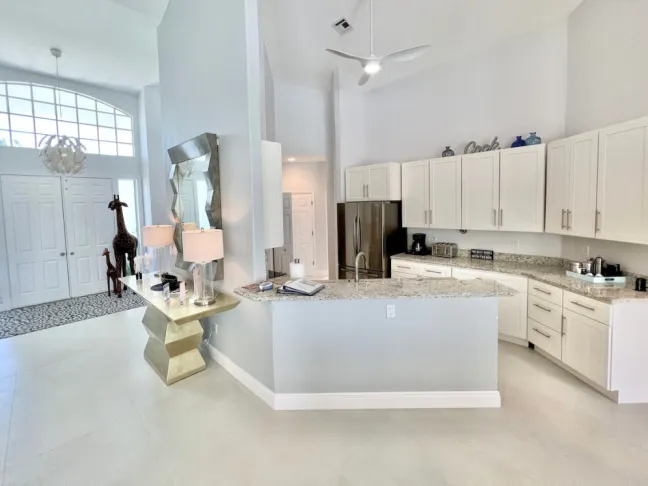 Search and Stay, undefined in undefined. Gallery position 4