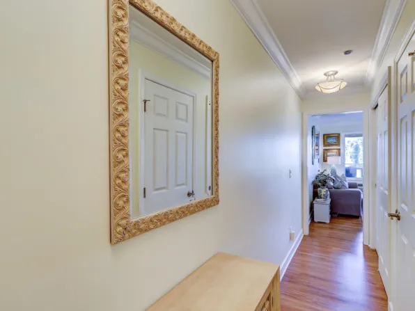 Search and Stay, undefined in undefined. Gallery position 4