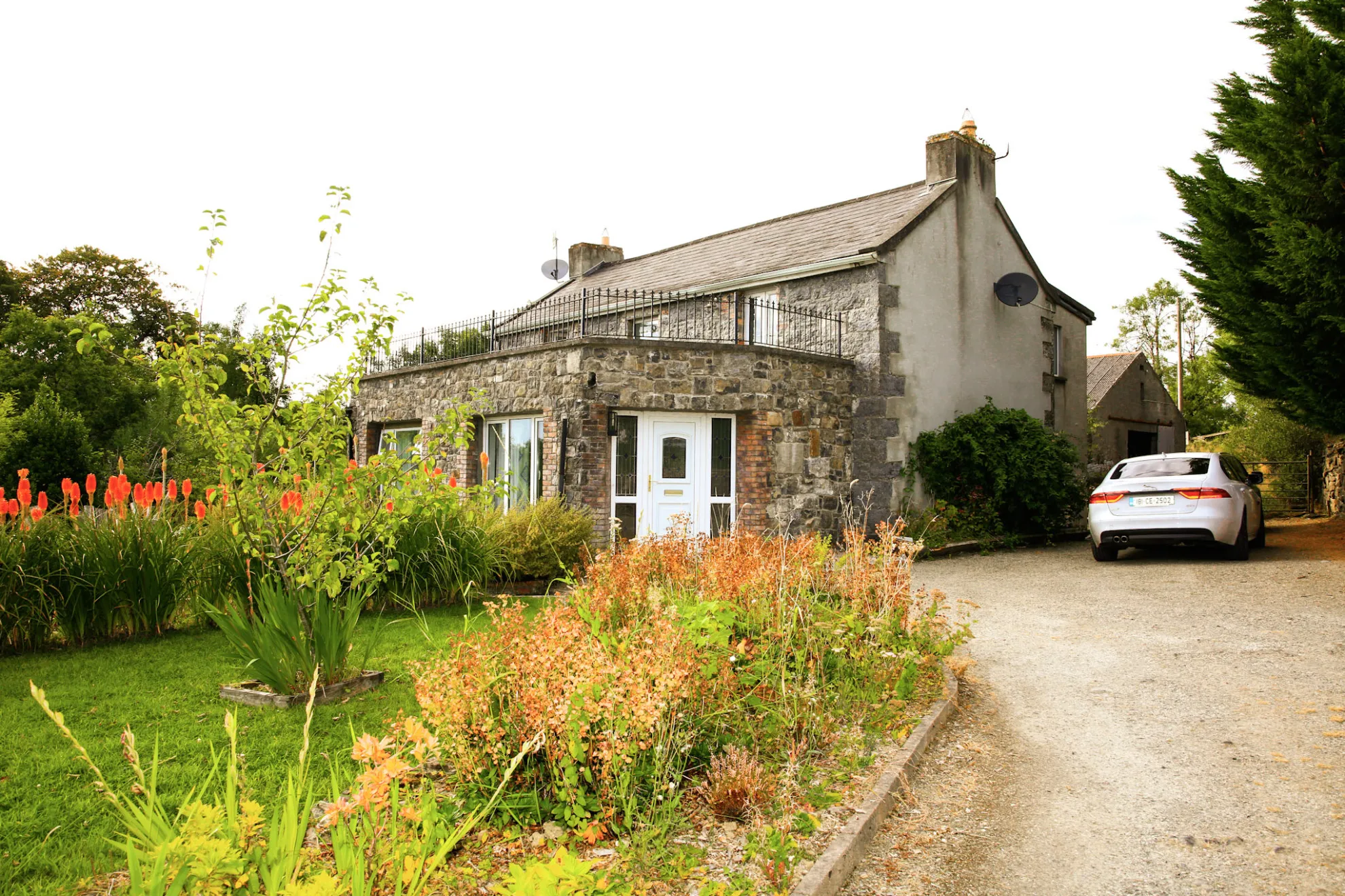 Image blog A Walking Tour of Tulla, CE, Ireland: Discovering Its Charm